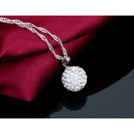 necklace shamballa 
